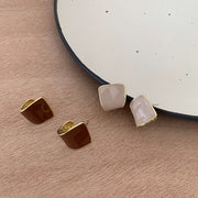 スタッドピアス レディース アクセサリー 女性用 スクエア 四角 長方形 ひねり U字 ツヤ感 おしゃれ かわいい 大人上品 きれいめ フェミニン エレガント スタイリッシュ お出かけ デート カジュアル デイリー 婦人用