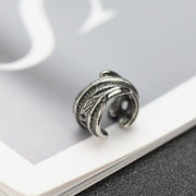 イヤーカフ 片耳用 単品 メンズ レディース ユニセックス アクセサリー イヤークリップ ノンホールピアス 羽 フェザー おしゃれ かっこいい シルバーカラー