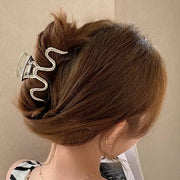 ヘアクリップ バンスクリップ レディース 女性 ヘアアクセサリー 髪留め 髪飾り クネクネ シンプル まとめ髪 ヘアアレンジ ゴールドカラー シルバーカラー おしゃれ かわいい ファッション小物
