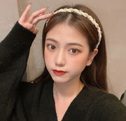 カチューシャ レディース ヘアアクセサリー 髪飾り 髪留め ヘアアレンジ 三つ編み チェーン 細め 女性用 婦人用 可愛い おしゃれ お出かけシーン 普段使い デイリー