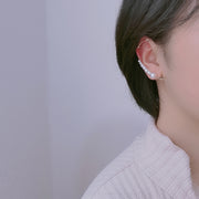 イヤーカフ 片耳用 レディース 女性 アクセサリー ファッション雑貨 大きめ 大振り フェイクパール ホワイト ゴールドカラー シンプル おしゃれ 華やか かわいい キュート フェミニン プレゼント ギフト