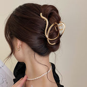 バンスクリップ クロウクリップ ヘアクリップ レディース 女性 婦人 ヘアアクセサリー 髪飾り まとめ髪 ウェーブ 無地 単色 シンプル  ヘアアレンジ かわいい おしゃれ お出かけ