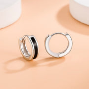 ピアス リングピアス フープピアス レディース 女性 アクセサリー 小ぶり 小さめ リング サークル シンプル お洒落 おしゃれ かわいい 普段使い デイリー お出かけ 耳飾り ギフト プレゼント 婦人用