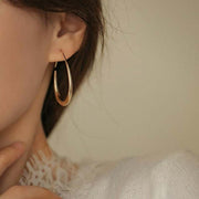 ピアス フックピアス レディース 女性用 アクセサリー ゴールドカラー しずく型 可愛い おしゃれ シンプル 上品 エレガント 記念日 誕生日 プレゼント 贈り物 ギフト ファッション小物 婦人用 金色