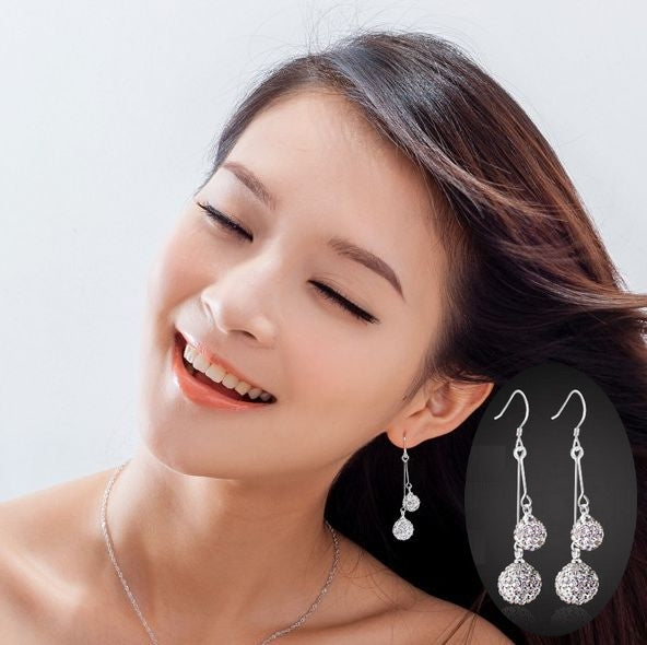 ピアス レディース アクセサリー フックピアス 女性用 ラインストーン 揺れる ボール 2連 おしゃれ 華やか キラキラ ギフト プレゼント
