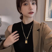 ネックレス ペンダント レディース 女性用 アクセサリー チェーン タグ かっこいい おしゃれ ギフト プレゼント ゴールドカラー シルバーカラー