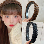 三つ編みカチューシャ ヘアアクセサリー レディース みつあみ 編み込み風 ヘアアレンジ 髪飾り ヘッドアクセ おしゃれ かわいい 上品 ボリュームアップ 自然 簡単 お出かけ カジュアル デイリー 普段使い 結婚式 パーティー 女性用 婦人用 ファッション小物