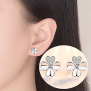 ピアス スタッドピアス レディース アクセサリー プレゼント 誕生日 シンプル 上品 小さめ ラインストーン クローバー 四葉 幸運 華奢 小ぶり ビジュー 宝石風 天然石風 シルバーカラー 普段使い お出かけ お呼ばれ かわいい 可愛い おしゃれ きれいめ 女性 彼女 妻 嫁 大人女子 婦人 ガールズ ギフト 贈り物 記念日 母の日