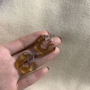 スタッドピアス イヤリング レディース 女性 アクセサリー マーブル調 透明 クリア アクリル お花 ふわらー シンプル おしゃれ 大人可愛い 普段使い お出かけ ギフト プレゼント 婦人用 春 夏 かわいい 大人女子
