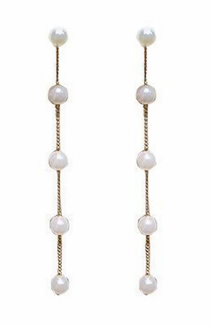 ピアス スタッドピアス 耳飾り アクセサリー レディース ゴールドカラー フェイクパール 5連 チェーン 綺麗 上品 可愛い おしゃれ 華奢 揺れる ゆらゆら さりげない ご褒美 普段使い パーティー セレモニー お呼ばれ 二次会 彼女 プレゼント ギフト 誕生日