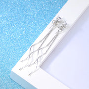 スタッドピアス アクセサリー レディース 女性用 ファッション小物 ラインストーン 立て爪 バックキャッチ チェーン 揺れる ゆらゆら 長め おしゃれ かわいい 上品 プレゼント ギフト 誕生日 記念日