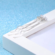 スタッドピアス アクセサリー レディース 女性用 ファッション小物 ラインストーン 立て爪 バックキャッチ チェーン 揺れる ゆらゆら 長め おしゃれ かわいい 上品 プレゼント ギフト 誕生日 記念日
