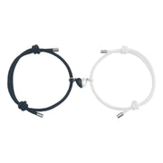 ペアブレスレット 腕輪 レディース メンズ アクセサリー 2点セット 磁石 マグネット ハート 紐 調節可能 カップル 恋人 お揃い 女性 男性 可愛い おしゃれ プレゼント ギフト 贈り物 誕生日 記念日