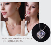 ペンダントトップ アクセサリー レディース 女性 婦人 ペンダントヘッド ネックレスチャーム サイコロ型 キューブ ラインストーン シンプル かわいい おしゃれ ギフト プレゼント 贈り物 ファッション雑貨