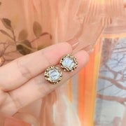 ピアス スタッドピアス 耳飾り アクセサリー レディース 女性 フェイクパール  可愛い おしゃれ シンプル 上品 セレモニー 結婚式 二次会 お呼ばれ ギフト 誕生日
