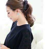 ヘアクリップ バナナクリップ レディース 女性 ヘアアクセサリー 髪留め 髪飾り まとめ髪 ヘアアレンジ リボン 無地 単色 シンプル おしゃれ かわいい きれいめ 普段使い オフィス 通勤 お出かけ デイリー 女性用 婦人用 ファッション小物