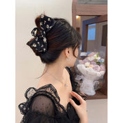 ヘアクリップ バンスクリップ レディース 女性 婦人 大人 髪留め 髪飾り ヘアアクセサリー リボン型 花柄 黒 茶色 オフホワイト カーキ色 おしゃれ かわいい 可愛い お出かけシーン