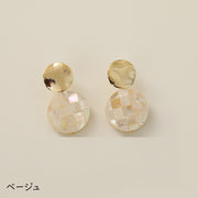 ピアス スタッドピアス レディース 女性 アクセサリー 耳飾り 両耳用 サークル 丸 ラウンド 格子柄 チェック 揺れる ゆらゆら 光沢感 大ぶり シンプル ナチュラル キュート かわいい おしゃれ きれいめ プレゼント ギフト お出かけ パーティ お呼ばれ 青 ベージュ 茶