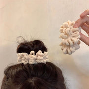 シュシュ 同色２個セット ヘアゴム レディース ヘアアクセサリー ファッション小物 ブラック ベージュ 大人 可愛い 髪留め 髪飾り まとめ髪 かわいい 太め 柔らかい 秋冬 モコモコ