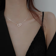 ネックレス ペンダント レディース アクセサリー ハート ダブル くり抜き おしゃれ かわいい 大人可愛い きれいめ 上品 フェミニン エレガント ガーリー キュート デート カジュアル デイリー ギフト プレゼント 贈り物 女性用 婦人用