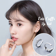 イヤーカフ イヤークリップ 2点セット 両耳用 レディース アクセサリー ラインストーン ノンホール シンプル 上品 キラキラ カジュアル フォーマル プレゼント ギフト 贈り物 お祝い 記念日 誕生日 デート 女子会 パーティー 入学 卒業 結婚式 お呼ばれ お出かけ デイリー 普段使い 雑貨 ファッション小物 おしゃれ かわいい フェミニン エレガント 女性 シルバーカラー