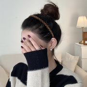 カチューシャ コーム付き ベロア調 ヘアアクセサリー レディース 女性用 髪留め 髪飾り ヘアアレンジ 無地 洗顔 メイク 可愛い おしゃれ 上品 綺麗 婦人用 ファッション小物 黒 ワイン ブラウン