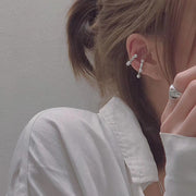 イヤーカフ 2個セット レディース アクセサリー イヤーカフス ウェアリング パール調 ウェーブ おしゃれ シンプル かわいい 上品 ギフト 贈り物 プレゼント 女性用 婦人用