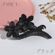 バンスクリップ ヘアクリップ レディース 女性 ヘアアクセサリー 花 フラワー 髪飾り 髪留め まとめ髪 ヘアアレンジ 上品 大人かわいい おしゃれ キュート 黒 白 ブラック ホワイト