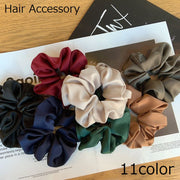 シュシュ レディース ヘアアクセサリー 上品 無地 シンプル サテン調 光沢感 ヘアゴム 髪ゴム 髪飾り 髪留め ヘアアレンジ まとめ髪 ブルー ブラック ネイビー ピンク グレー 普段使い デイリー オフィス 女性 ガールズ 婦人 大人女子 彼女 妻 嫁 贈り物 ギフト 母の日 ホワイトデー