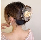 ヘアクリップ バンスクリップ レディース ヘアアクセサリー 髪飾り 髪留め まとめ髪 ヘアアレンジ 花飾り フラワー 挟む 簡単 女性用 婦人用 結婚式 パーティー お呼ばれ ロングヘア セミロング