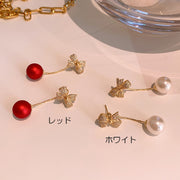 ピアス スタッドピアス ラインストーン フェイクパール リボン ロング ぶら下がり 揺れる バックキャッチピアス 2way アクセサリー ジュエリー レディース シンプル かわいい ガーリー エレガント 上品 パーティー フォーマル おしゃれ ゴールドカラー ラグジュアリー 結婚式 ファッション小物 大きめ 女性 プレゼント 贈り物 赤 白 ボール