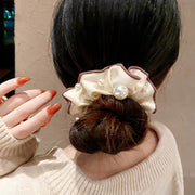 シュシュ ヘアゴム 髪留め フェイクパール レディース 女性用 ヘアアクセサリー 光沢感 おしゃれ エレガント 上品 かわいい 髪ゴム まとめ髪 髪飾り ヘアアレンジ