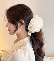 シュシュ レディース ヘアアクセサリー 髪留め ヘアアレンジ ポニーテール ハーフアップ ふわふわ かわいい 可愛い おしゃれ シンプル 白 黒 ピンク