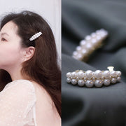 バレッタ 同デザイン2個セット ヘアアクセサリー レディース 女性 婦人用 フェイクパール ラインストーン キラキラ 華やか まとめ髪 ヘアアレンジ 髪留め ヘアクリップ おしゃれ 豪華 上品 アクセント お呼ばれ 結婚式 記念日 入学式 卒業式 発表会 フォーマル シンプル エレガント