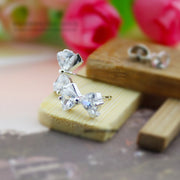 スタッドピアス アクセサリー レディース 女性用 ファッション小物 リボン型 蝶結び ラインストーン おしゃれ かわいい 華やか プレゼント ギフト 誕生日 記念日