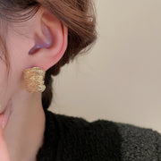 ピアス ハーフフープ レディース 女性 アクセサリー アクセ ゴールドカラー おしゃれ 上品 高級感 大人 お出かけ プレゼント 贈り物