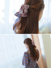 バンスクリップ 髪留め ヘアクリップ レディース 女性 ヘアアクセサリー ファッション雑貨 リボン 飾り付き 無地 ピンク ブラウン ブラック カーキ シンプル フェミニン ガーリー かわいい キュート おしゃれ
