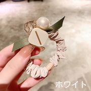 シュシュ ヘアゴム 髪ゴム レディース ヘアアクセサリー 髪飾り 髪留め フェイクパール リボン まとめ髪 ヘアアレンジ かわいい おしゃれ 上品