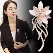 ブローチ ピンブローチ レディース 女性 アクセサリー ファッション小物 ラインストーン 薔薇 バラ フラワー リボン 花束 パール調 フェイクパール キラキラ 華やか きれいめ おしゃれ 可愛い ゴージャス エレガント