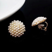 イヤリング ピアス 単品 レディース 女性用 アクセサリー ネジバネ フェイクパール サークル ラウンド ゴールドカラー かわいい キュート 大人可愛い 上品 おしゃれ 婦人用 プレゼント 贈り物 ギフト 誕生日 記念日 お出かけ 外出 結婚式 パーティー 2次会 普段使い ファッション小物 耳飾り フォーマル