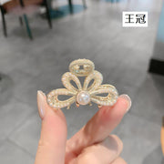 ヘアクリップ ミニバンスクリップ ヘアアクセサリー レディース 女性 フェイクパール パール調 蝶々 リーフ 王冠 クラウン ラウンド 髪飾り 装飾 飾り ヘアアレンジ お洒落 可愛い 華やか キラキラ 上品 セクシー 大人可愛い 簡単アレンジ
