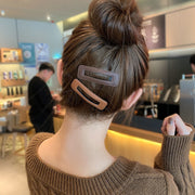 ヘアピン パッチン留め ヘアアクセサリー 大人用 子供用 無地 レザー調 髪飾り 髪留め カラバリ豊富 かわいい おしゃれ 綺麗 ギフト プレゼント ファッション小物 婦人用 女性用