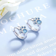 フープピアス レディース アクセサリー リングピアス 耳飾り ラインストーン 肉球 シルバーカラー 女性用 婦人用 可愛い おしゃれ 誕生日 記念日 プレゼント 贈り物 ギフト 服飾小物 外出 お出掛け クリスマス