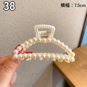 バンスクリップ ヘアクリップ レディース 女性 ヘアアクセサリー デザイン豊富 髪留め 髪飾り ヘアアレンジ フェイクパール ラインストーン シルバーカラー ゴールドカラー 高級感 上品 きれいめ おしゃれ