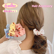 シュシュ 同色2個セット レディース 大人 ヘアアクセサリー シフォン イチゴ柄 苺 可愛い 大きめ ヘアゴム 髪ゴム 髪飾り 髪留め ヘアアレンジ まとめ髪 プリント カジュアル かわいい ガーリー おしゃれ お洒落 デイリー 普段使い 女性 婦人 女の子 ガールズ 子供 キッズ ジュニア 彼女 妻 友達 贈り物 ギフト 母の日 敬老の日 ホワイトデー