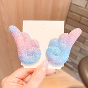 ヘアクリップ ヘアピン キッズ ベビー 女の子 ガールズ ヘアアクセサリー 2個セット 髪飾り 髪留め まとめ髪 天使の羽 羽根 エンジェル カラフル キラキラ キュート 可愛い おしゃれ ファッション小物