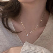 ネックレス ペンダント レディース 女性 アクセサリー チェーン ラインストーン 一粒 小ぶり シルバーカラー ゴールドカラー シンプル おしゃれ かわいい きれいめ 首飾り お出かけ 普段使い ギフト プレゼント ファッション小物