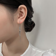 ピアス アメリカンピアス レディース アクセサリー 女性用 チェーン シルバーカラー 揺れる ゆらゆら ウェーブ 可愛い おしゃれ 上品 エレガント 記念日 誕生日 プレゼント 贈り物 ギフト ファッション小物 銀色