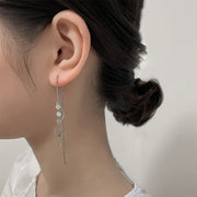 ピアス アメリカンピアス レディース アクセサリー 女性用 チェーン シルバーカラー 揺れる ゆらゆら ウェーブ 可愛い おしゃれ 上品 エレガント 記念日 誕生日 プレゼント 贈り物 ギフト ファッション小物 銀色