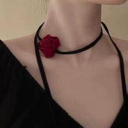 チョーカー レディース アクセサリー 薔薇 バラ ゴシック 高級感 黒 ブラック ガーリー おしゃれ 定番 かわいい ゴスロリ 高級感 ヘビロテ プレゼント